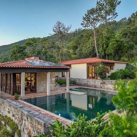 Carrecos Farm Country house