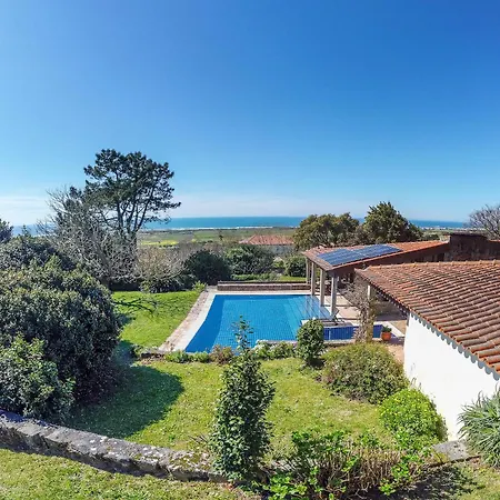 Carrecos Farm Villa *